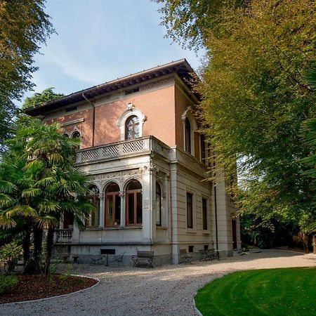 Villa Confalonieri 曼代洛-德尔拉里奥 外观 照片